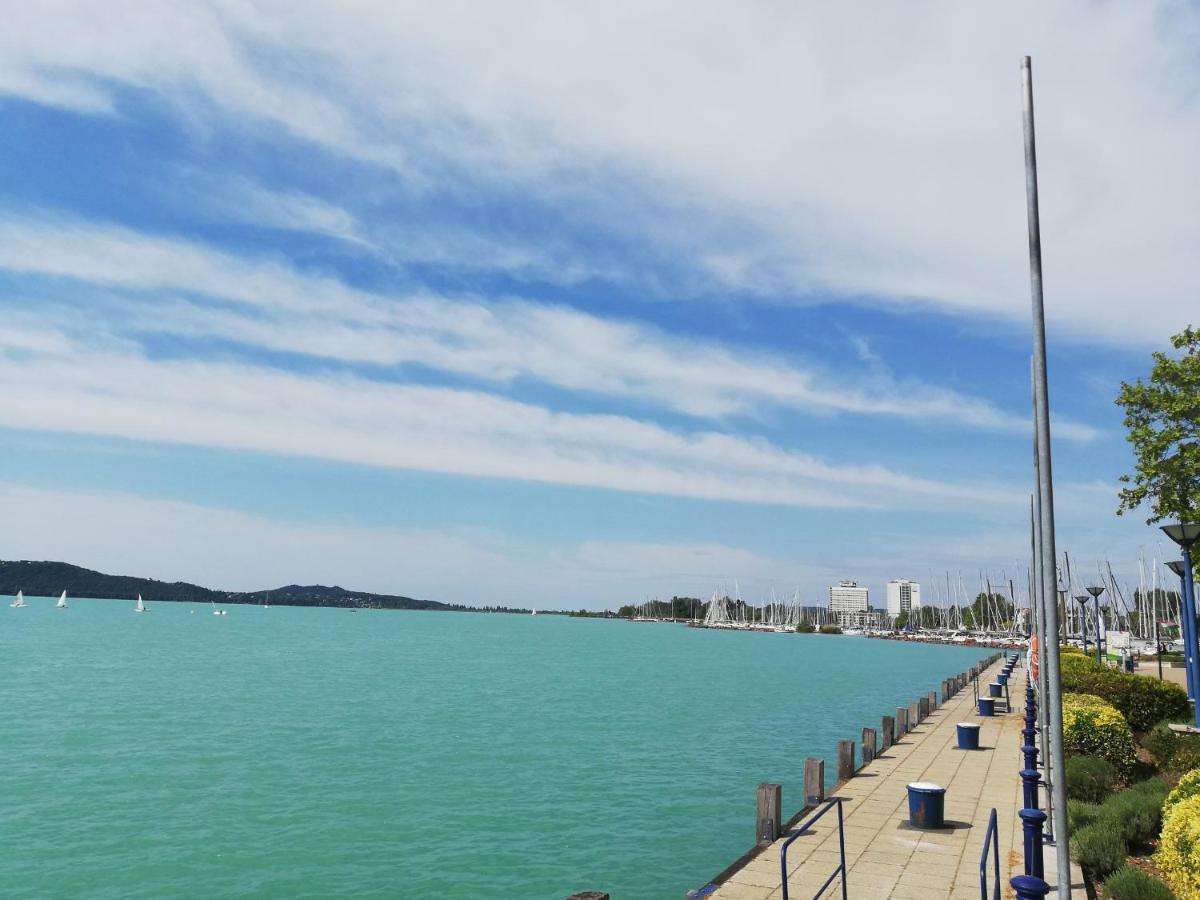 Seeyou Apartment Balatonfuered Luaran gambar
